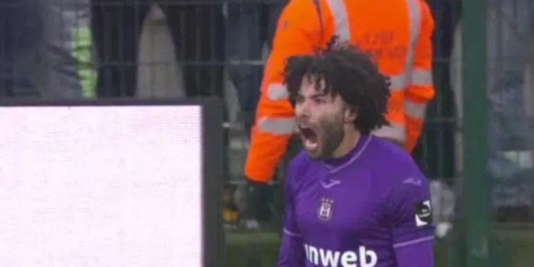 ‘Chino’ Huerta anota en su debut con el Anderlecht