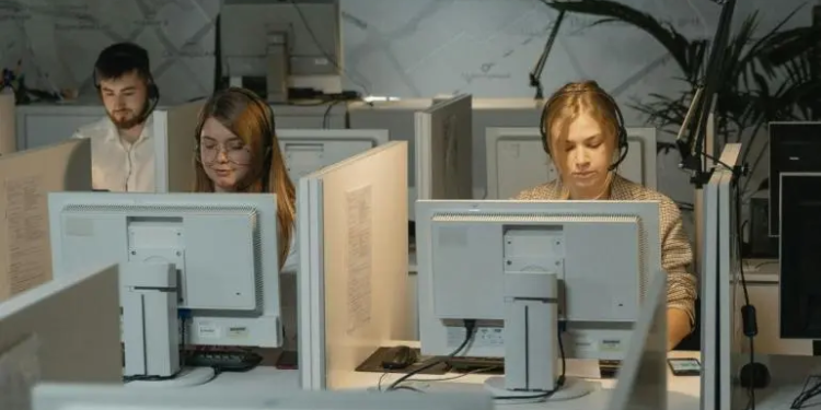 Desmantelan en Guadalajara un call center dedicado a extorsionar y cometer fraudes