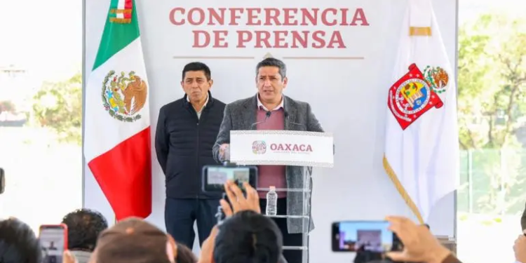 Encuentran autos de jóvenes desaparecidos durante viaje a Puerto Escondido