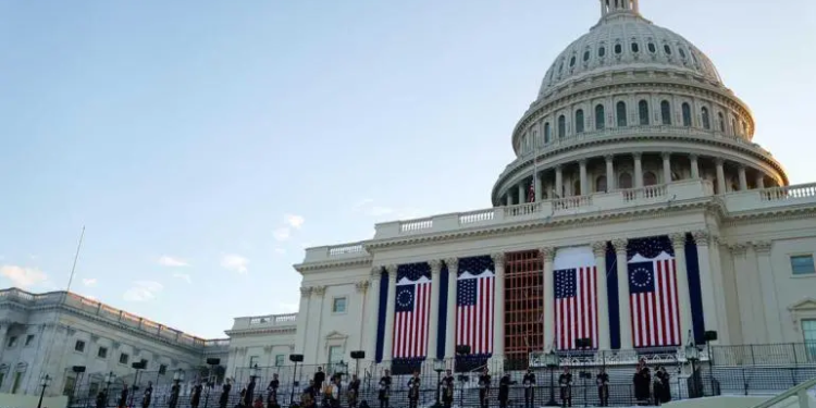 Blindan con 25 mil agentes y militares investidura de Trump