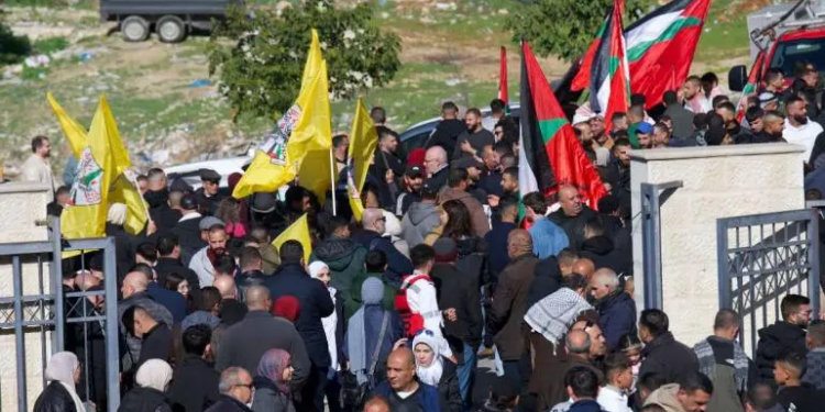 Israel anuncia la liberación de los 200 presos palestinos a cambio de rehenes israelíes