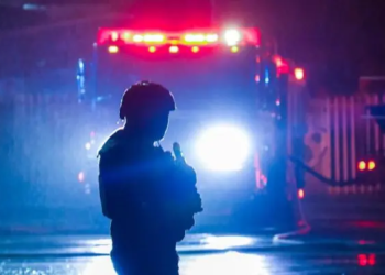 Riña e incendio durante desalojo de campamento migrante en Chihuahua