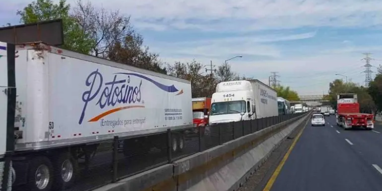 Transportistas anuncian bloqueos en Edomex y CDMX este lunes 27 de enero