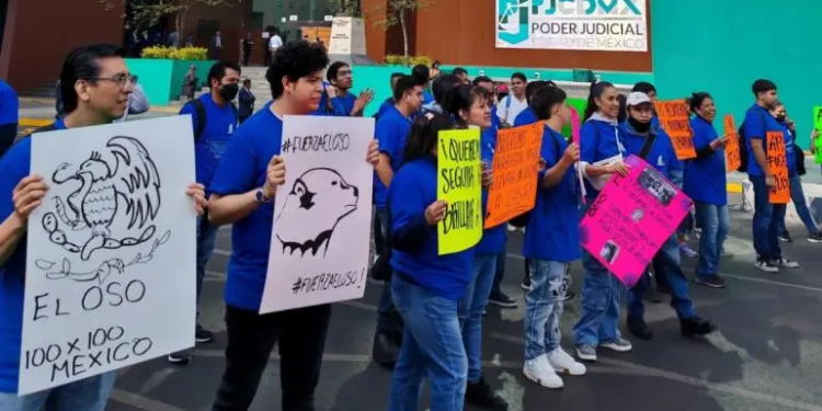 Tras bloqueo, trabajadores de ‘El Oso logran mesa de diálogo para recuperar materiales