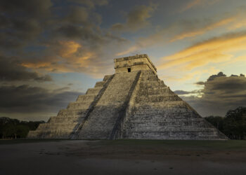 Celebra el Equinoccio de Primavera en Yucatán: Un encuentro con la historia y el cosmos