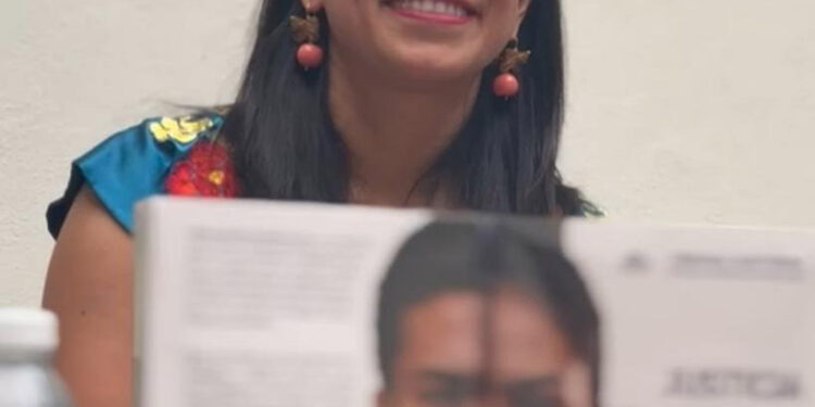 Roselia Bustillo, del TEPJF, presenta en Oaxaca su libro “Justicia electoral paritaria”