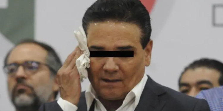 Vinculan a proceso a cuatro exfuncionarios del Gobierno de Silviano Aureoles