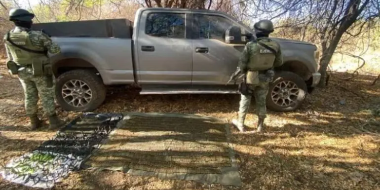 Aseguran camioneta blindada con más de dos mil cartuchos en Culiacán