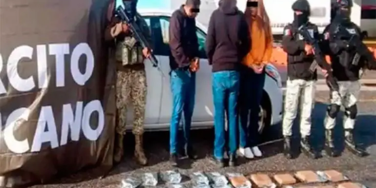 Golpe al Cártel de Sinaloa: Caen 3 con fentanilo y heroína valuados en 300 mdp