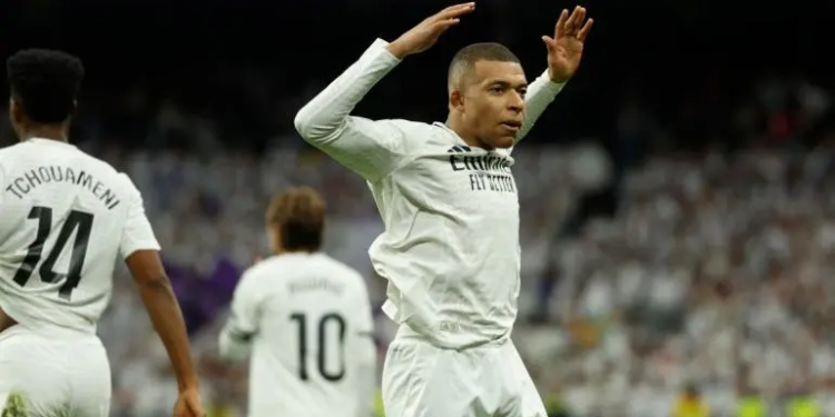 Mbappé y Vinicius le dan victoria al Real Madrid sobre el Rayo Vallecano