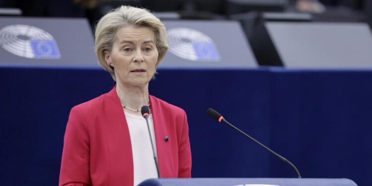 La UE suspende la aplicación de sus aranceles a EE.UU. para intentar negociar con Trump