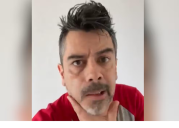 Carlos Espejel aparece con parálisis facial; atribuye su estado al estrés