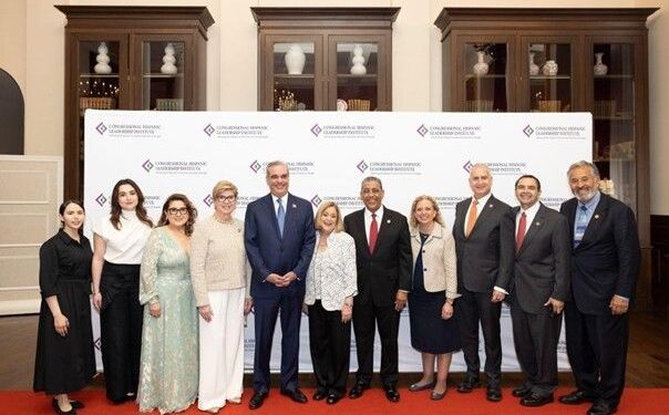 Destacados líderes galardonados en la Gala Anual del CHLI en Washington