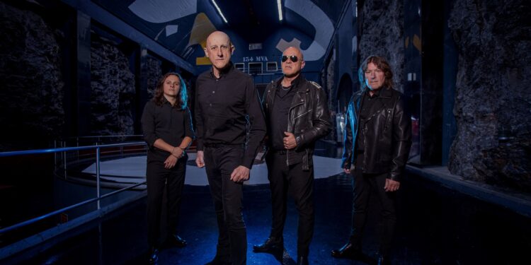 LA BANDA ESPAÑOLA ILEGALES REGRESA A MÉXICO CON SU CONCIERTO PRESENTANDO “JOVEN Y ARROGANTE”, SU NUEVO DISCO