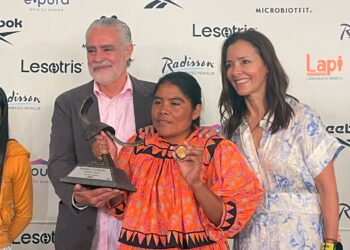 Lorena Ramírez, la campeona rarámuri, disputará la Carrera del Día del Padre este domingo 15