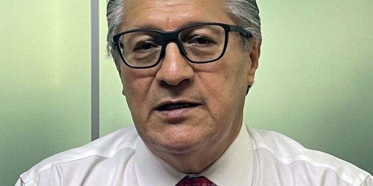 Raymundo Mancera asume la presidencia de AMESIS en un momento clave para la seguridad del transporte en México