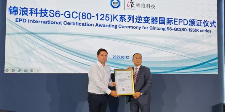 Solis reafirma su compromiso con la sostenibilidad al presentar Declaraciones Ambientales de Producto electrónicas en SNEC 2025