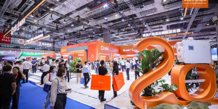 SOLIS CIERRA SNEC 2025: LA SOSTENIBILIDAD Y LA ENERGÍA INTELIGENTE VAN DE LA MANO