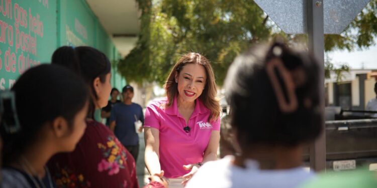 Tania Contreras, primera mujer electa como Presidenta del STJT