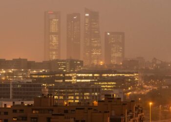 ¿Cómo afecta el polvo del Sahara a la salud de las personas? Ve estos 5 efectos y cuándo llega a México