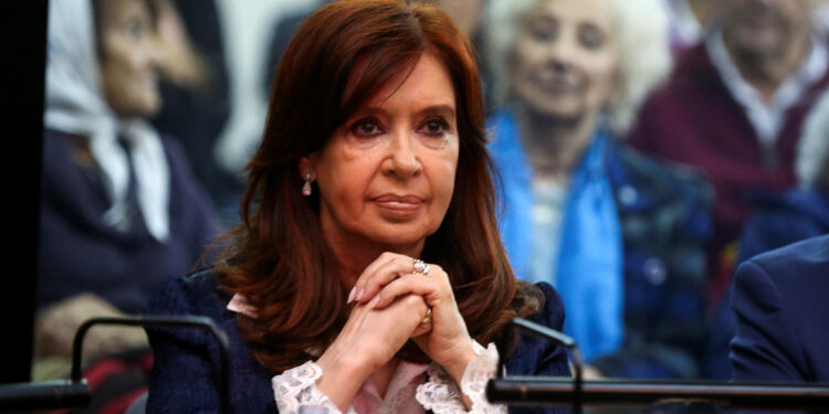 Cristina Fernández: confirman condena contra expresidenta argentina y estará presa