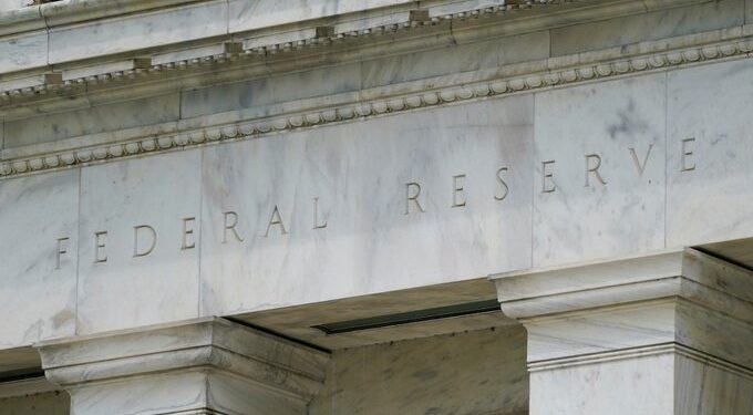 Fed ‘ignora’ a Trump y mantiene su tasa de interés sin cambios por segunda vez consecutiva