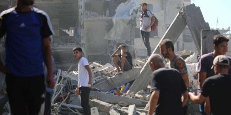 Israel y Hamás comenzarán negociaciones para ponerle un alto al fuego en Gaza