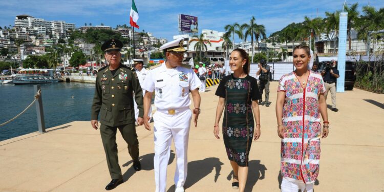 Acapulco está de pie tras estragos de huracanes Otis y John: Sheinbaum