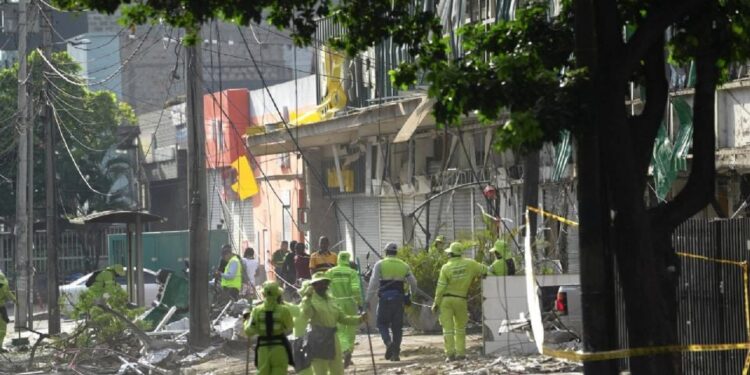 Ascienden a siete los fallecidos por el atentado en Cali, Colombia; hay dos sospechosos detenidos