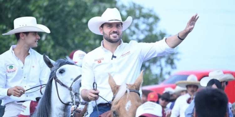 Tras pleito con reportera, alcalde de Piedras Negras se hace el antidoping