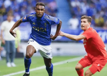 Real Oviedo vence a la Real Sociedad y celebra su primer triunfo en Primera División