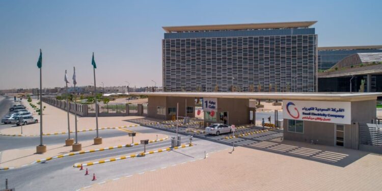 Saudi Electricity Company (SEC) logra crecimiento del 22% en beneficios netos en el segundo trimestre 2025