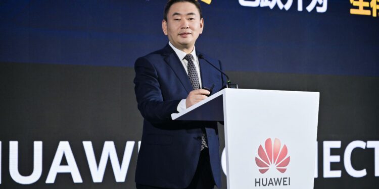 Huawei publica el Informe Global sobre Digitalización e Inteligencia para el Sector Eléctrico con el fin de impulsar la inteligencia aplicada a la energía eléctrica