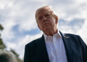 Trump insiste en aplicar aranceles de 100% a películas extranjeras