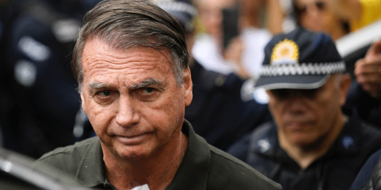 Jair Bolsonaro es diagnosticado con cáncer de piel