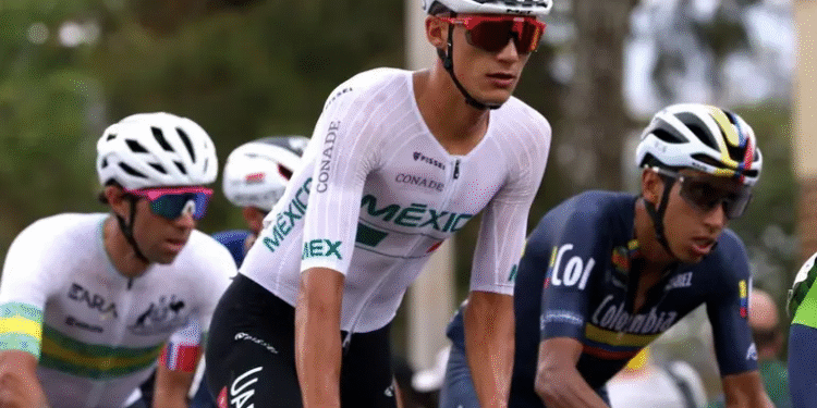 Isaac del Toro ya es el segundo máximo ganador del ciclismo mundial en 2025