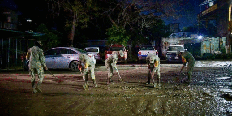 Sube a 70 la cifra de personas muertas tras lluvias en México; hay 72 desaparecidas