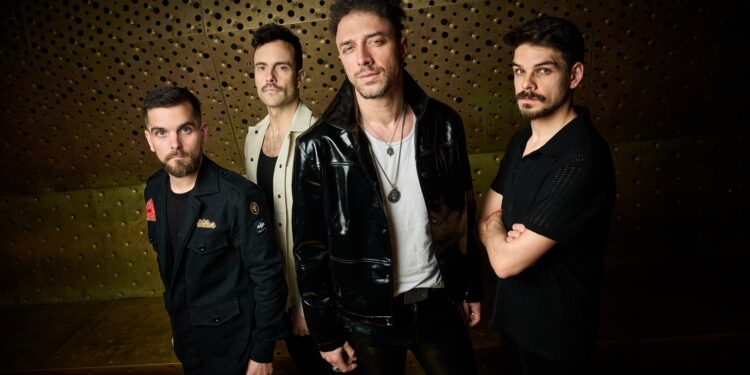 SHINOVA y Nina (Morgan) iluminan el presente con un canto compartido que llega a México