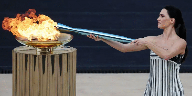 Italia recibe la llama de los Olímpicos de Invierno