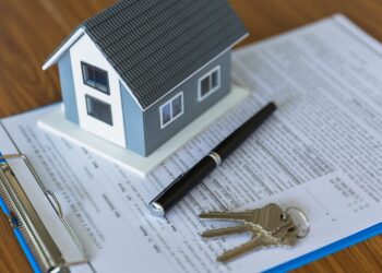 PREGÚNTALE A TU ABOGADO/ ¿Cómo puedo regularizar la escritura de mi casa?