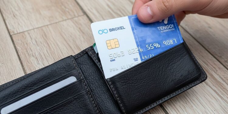 Broxel participa en licitación de vales con registro económico incompleto