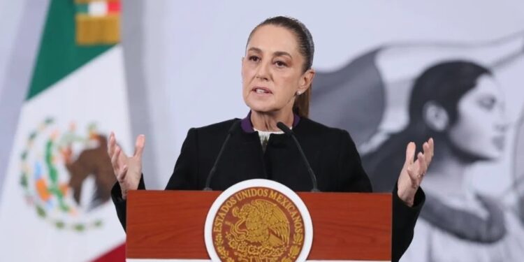 «Siempre vamos a estar de acuerdo con la democracia», dice Sheinbaum tras acusación de Xiomara Castro por un posible golpe de Estado