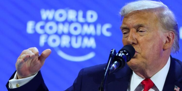 Trump: No usaremos la fuerza para tomar Groenlandia, pero la queremos de nuestra propiedad