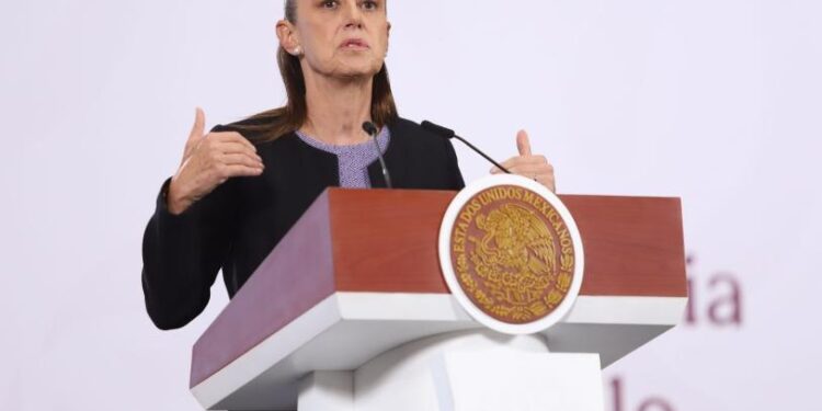 Seguirá revisión del T-MEC: Sheinbaum; “Trump me invitó a EU, pero aún no hay fecha”