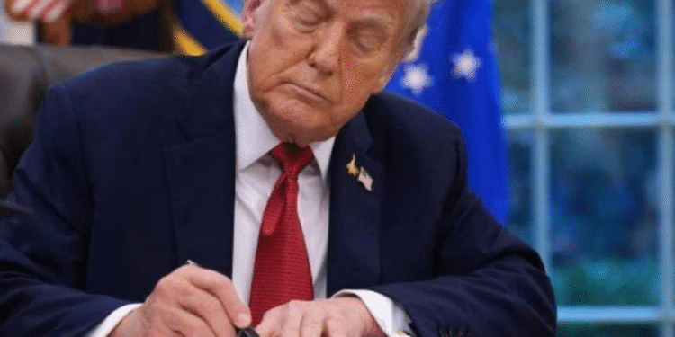 Trump dice que la supervisión de EU sobre Venezuela podría durar años