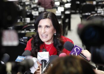 La prioridad de los legisladores en la reforma electoral debe ser que el crimen organizado saque las manos de las campañas: Kenia López Rabadán