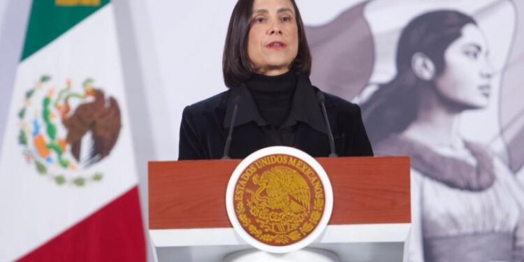 Pemex redujo en 20% su deuda total en 2025 e incrementó el procesamiento de petróleo: Sener