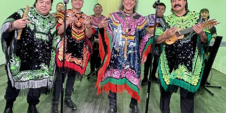 Los Askis llevarán su cumbia andina a la Arena CDMX el 1 de noviembre, celebrando su 31 aniversario