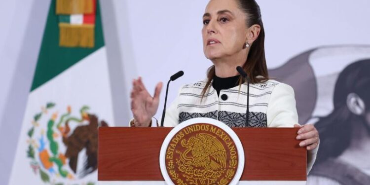 No hay denuncias en FGR o la Secretaría Anticorrupción contra Adán Augusto: Sheinbaum