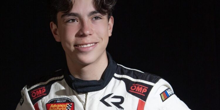 Con 18 años, el mexicano Diego Mendeztorres acelera rumbo a NASCAR y apunta a Martinsville